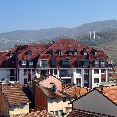 Apartment Prizreni-Free Private Parking Exterior foto